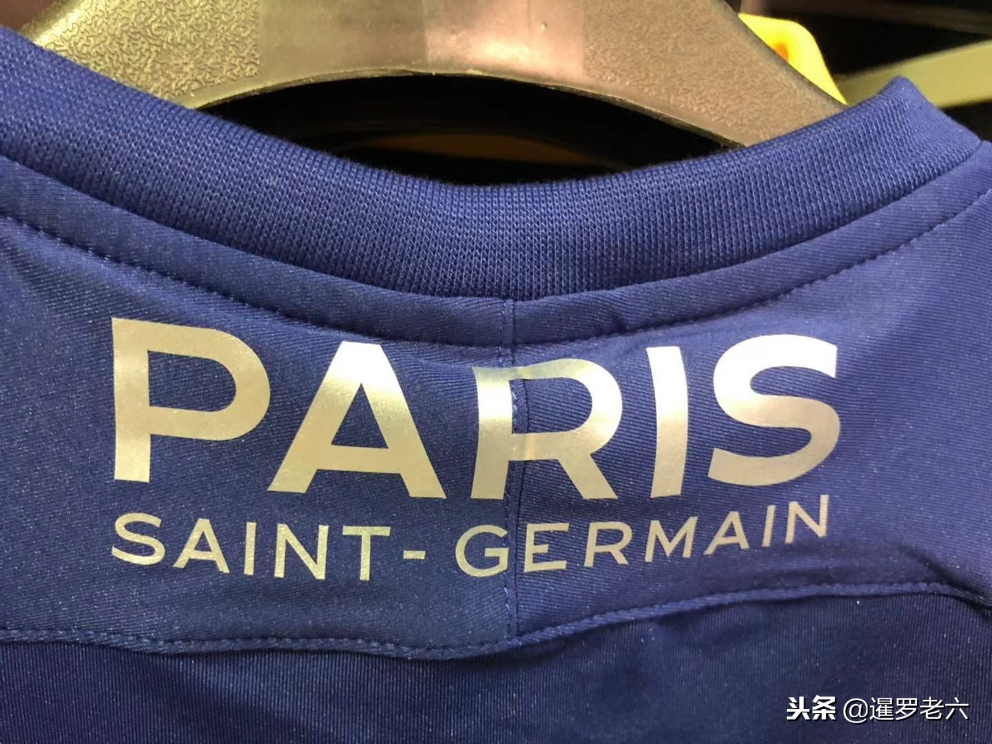 借出色的表