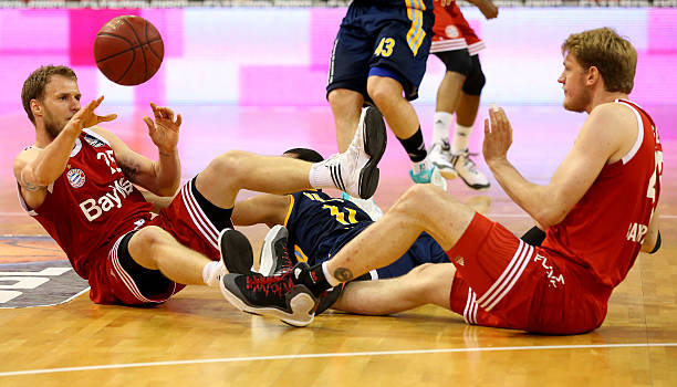 强者背后的 强者背后的