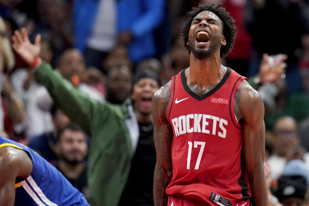 强对抗中屹 强对抗中屹