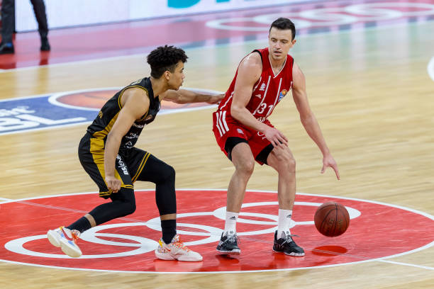 许多人在思 许多人在思