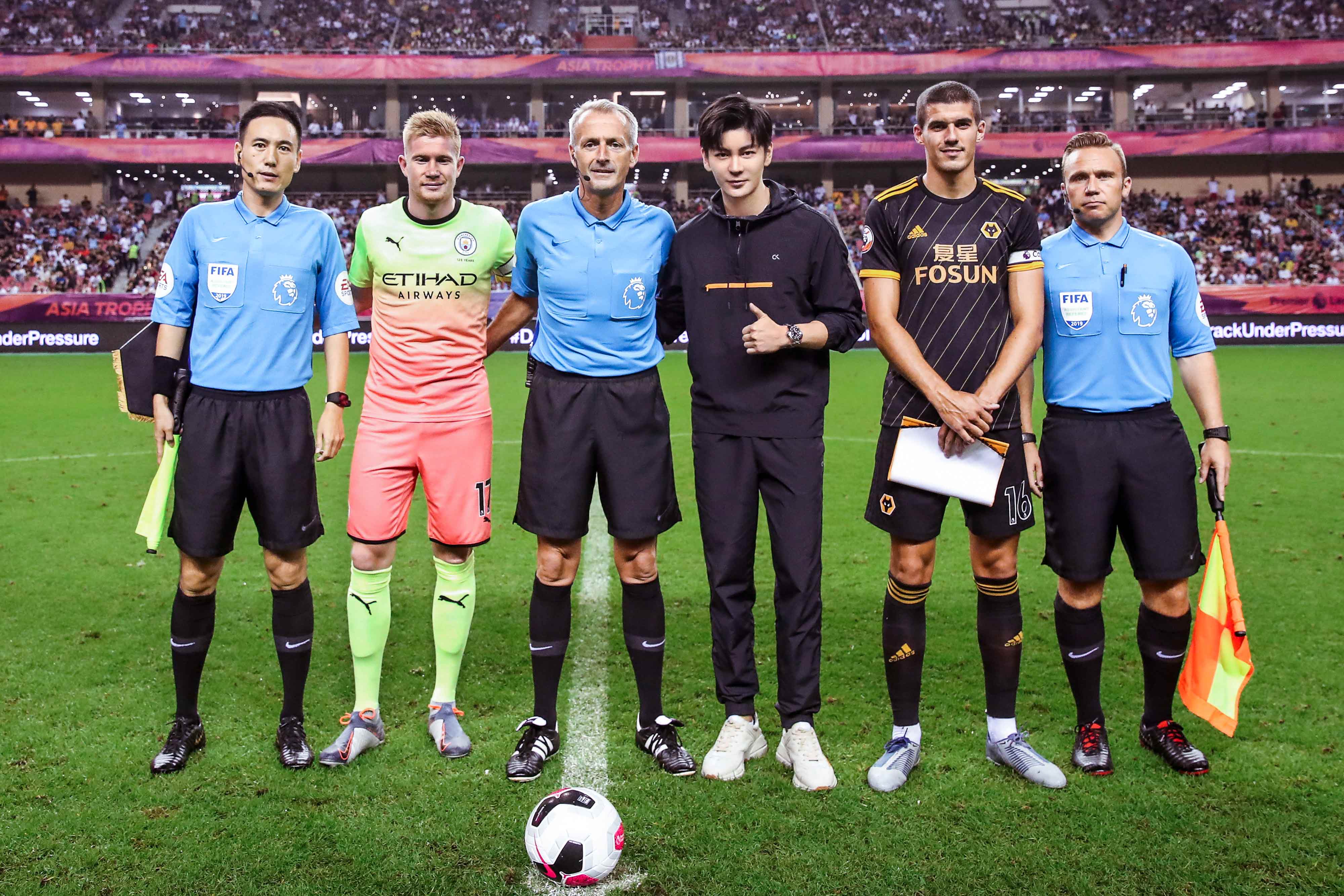 似乎出现了 似乎出现了