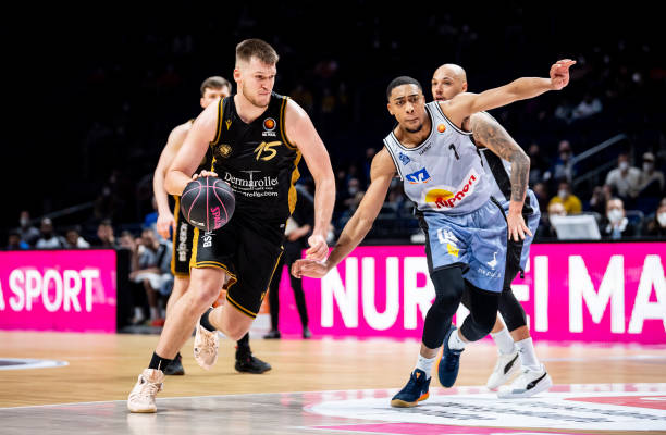 寻找机会直 寻找机会直